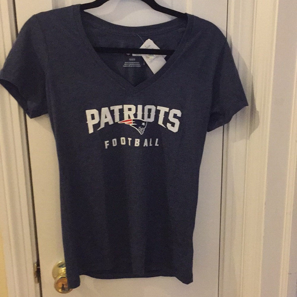 NwT NFL team apparel women’s patriots tee shirt